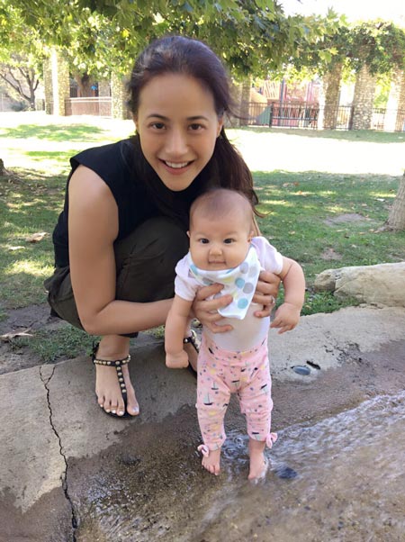 น้ำฝน กุลณัฐ