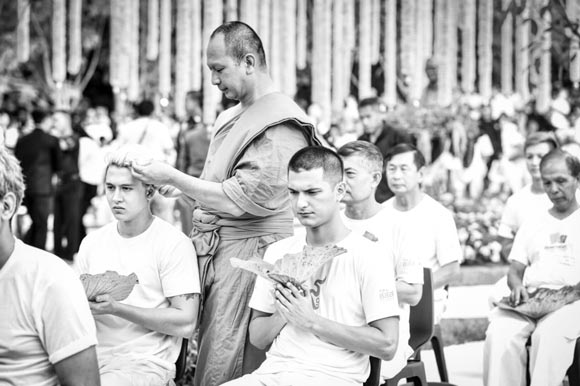 ชิน ชินวุฒิ กวินท์ ดูวาล ทนงศักดิ์ อุปสมบทหมู่ถวายในหลวง ร.9 