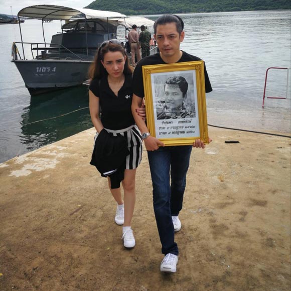 หนุ่ม ศรราม ลอยอังคารป๋า เดียร์ ชุมพร