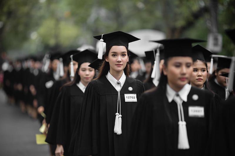 เดียร์น่า ฟลีโป รับปริญญา