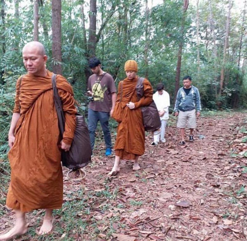 หมาก ปริญ บวช