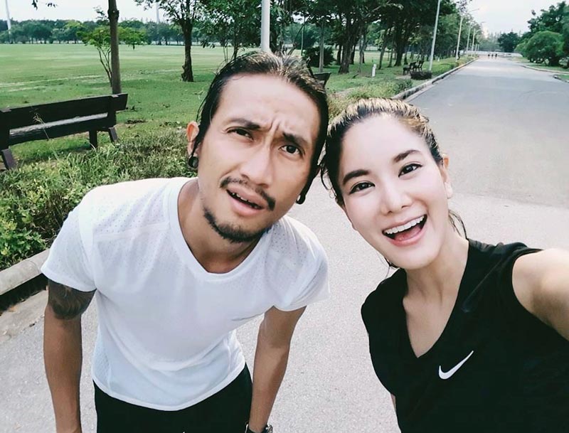 ตูน ก้อย