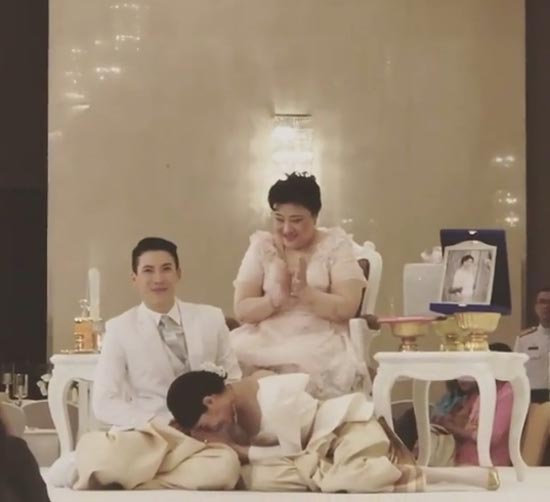 งานหมั้น มาร์กี้ ป๊อก