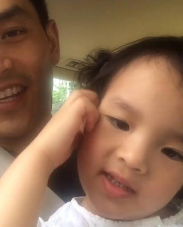 คุณพ่อ แอฟ ทักษอร แหก สงกรานต์ ผ่านไอจี