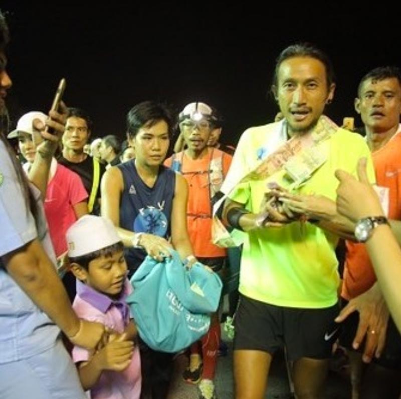 กาละแมร์ โพสต์ซึ้งถึง ก้อย รัชวิน ผู้วิ่งเคียงข้าง ตูน บอดี้สแลม