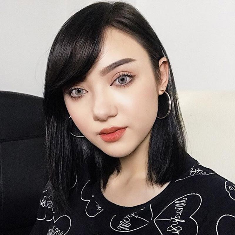 พลอยชมพู โต้ทำศัลยกรรม