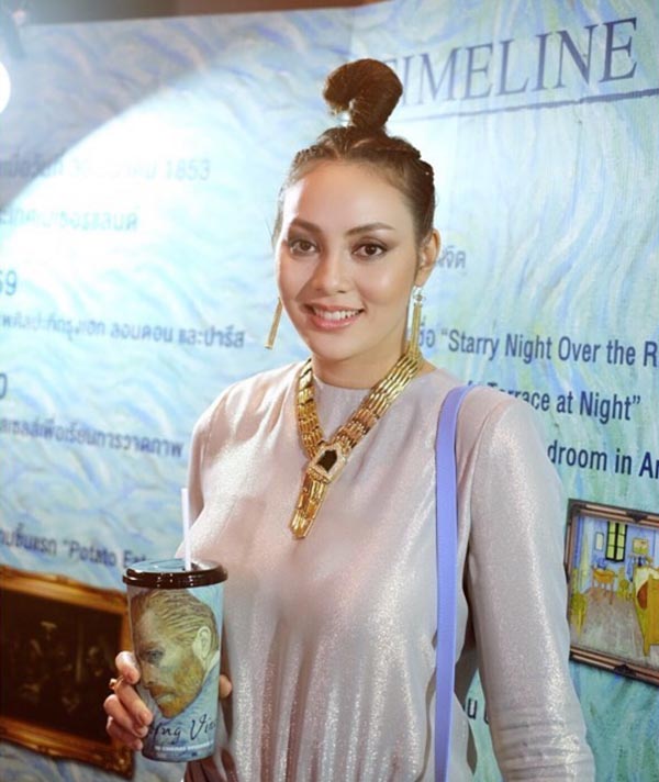 ตั๊ก บงกช