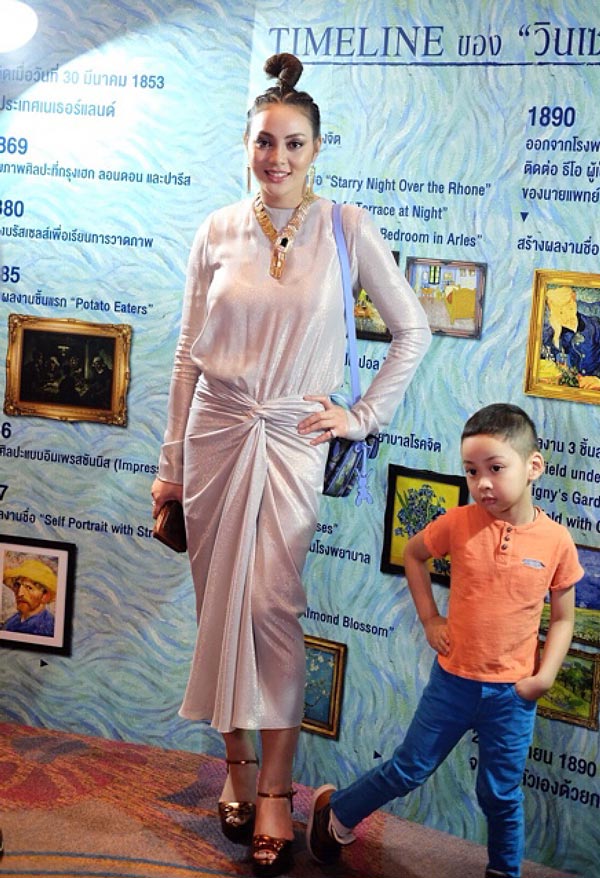 ตั๊ก บงกช