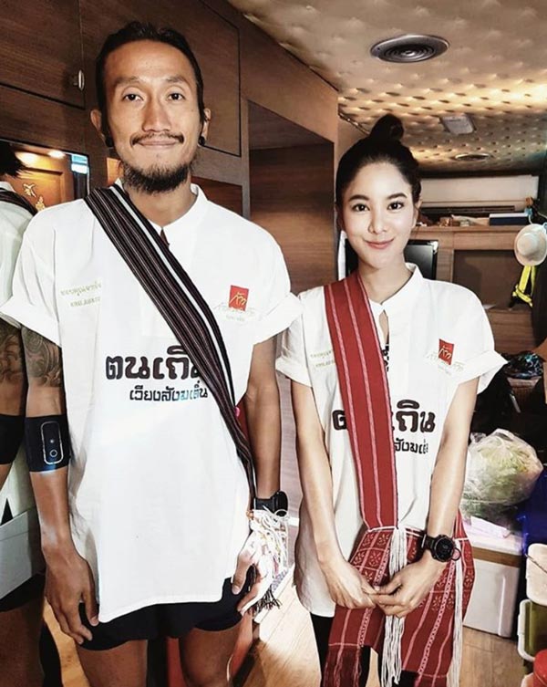 ตูน ก้อย