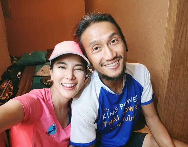 ตูน ก้อย