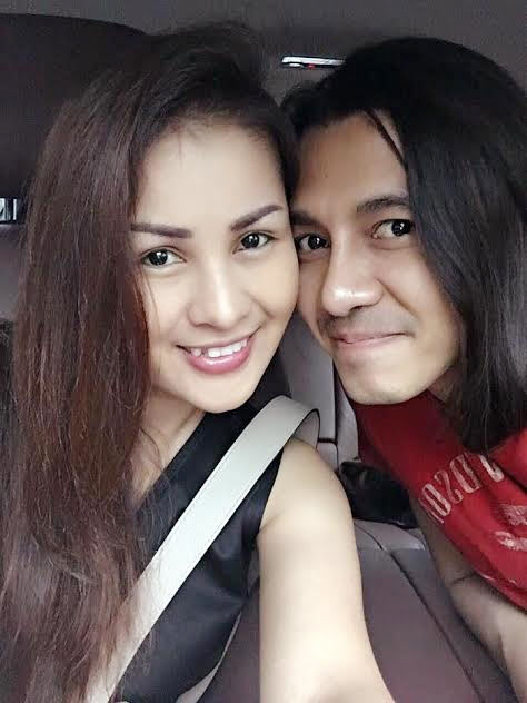 หญิงลี ศรีจุมพล