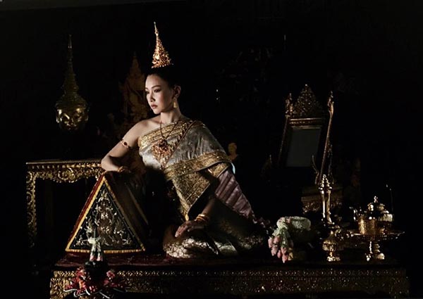 นุ่น วรนุช