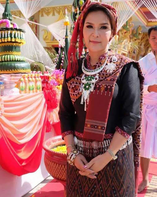 ศิริพร อำไพพงษ์