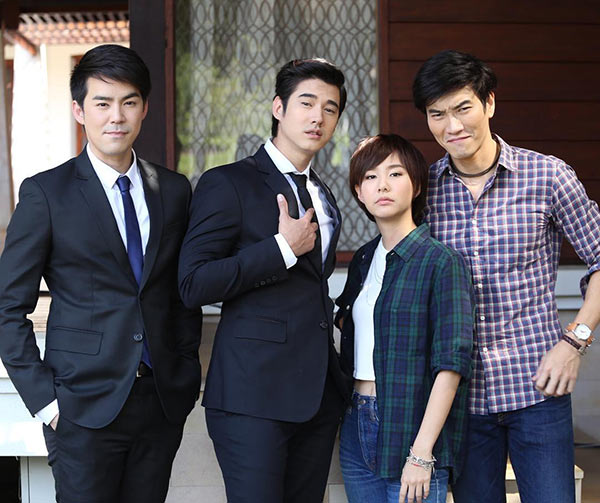 บีม  มาริโอ้ บัลลังก์ดอกไม้