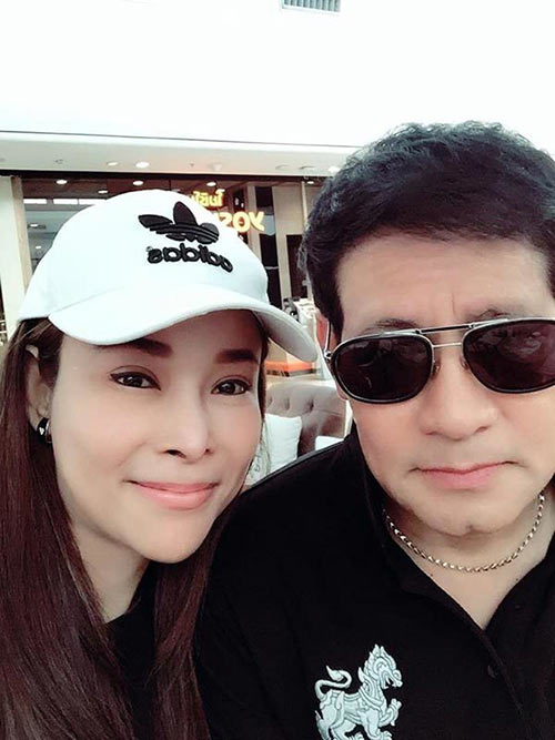 ไทด์ เอกพันธ์ หย่า ยุ้ย คนึงนิจ