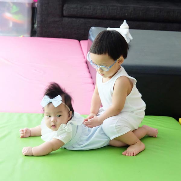น้องออเกรซ น้องออกู๊ด