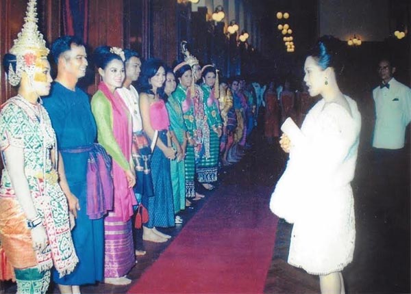 คิว วงฟลัวร์ 