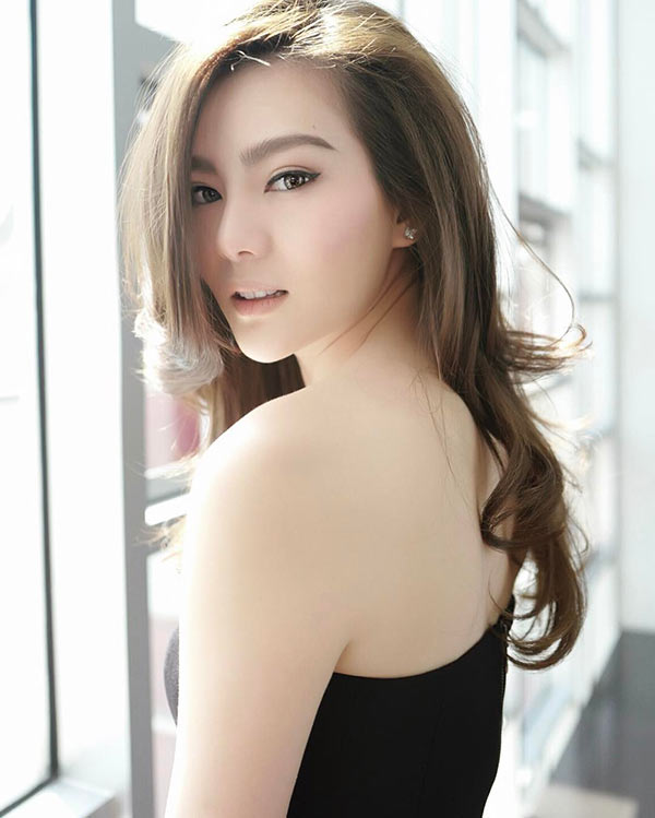 ดิว อริสรา ไผ่ วันพอยท์