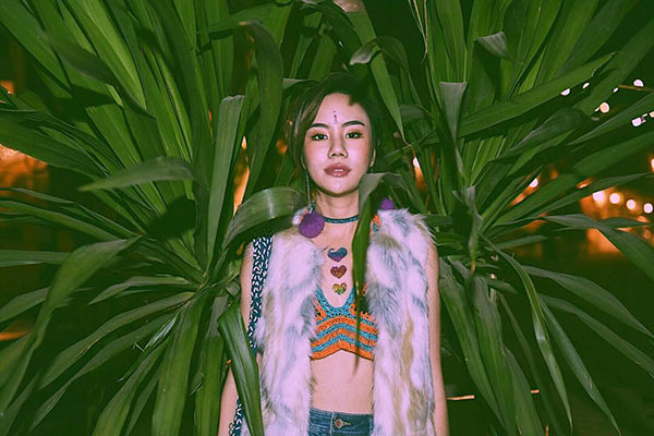 พีช พชร นท คาริสา