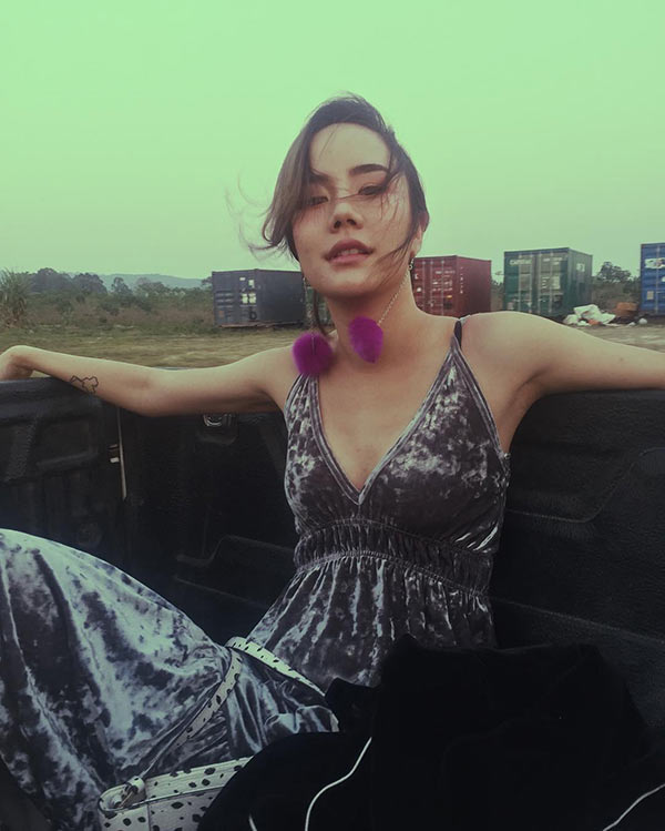 พีช พชร นท คาริสา