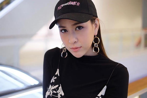 ฝ้าย เวฬุรีย์ 