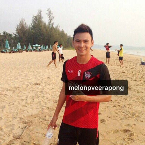 แบ็ค อาทิตย์ 