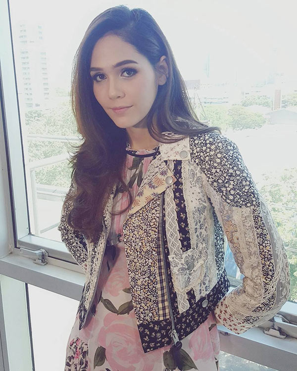 ชมพู่ อารยา