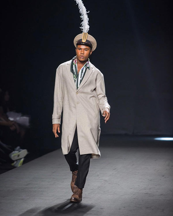 รัศมีแข จียอน