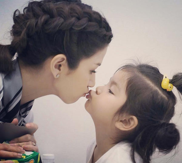 โบว์ แวนด้า 