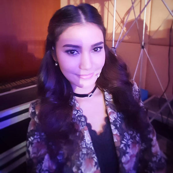 ชมพู่ ก่อนบ่าย จียอน