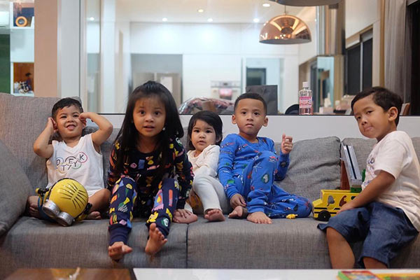 เอ๋ พรทิพย์