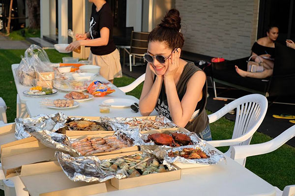 เอ๋ พรทิพย์