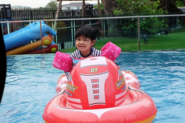 เอ๋ พรทิพย์