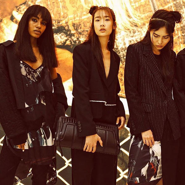 ออกแบบ ชุติมณฑน์