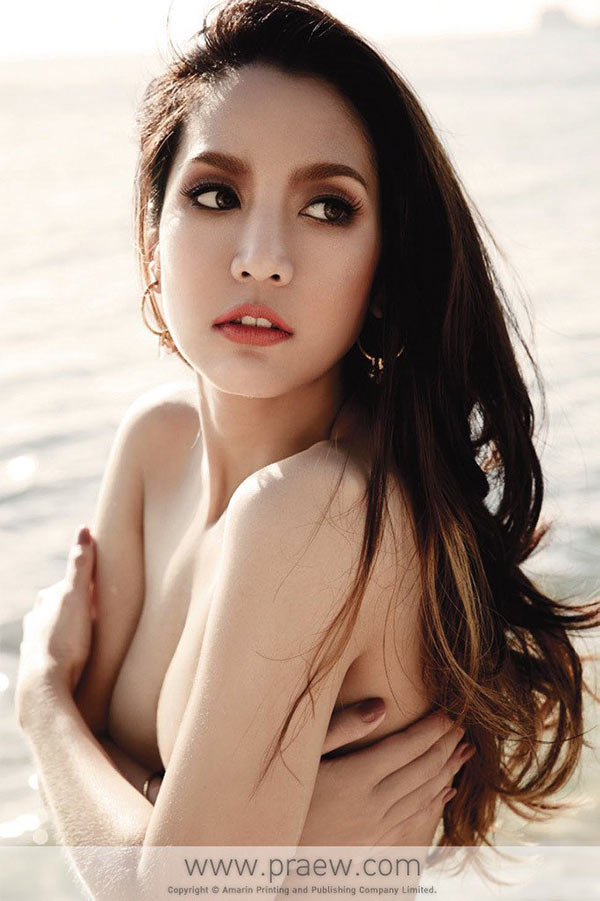 จั๊กจั่น อคัมย์สิริ 