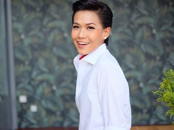 น้าเน็ก กาละแมร์