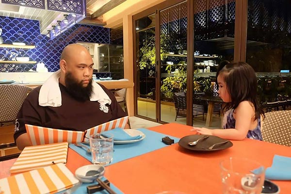 น้องชูใจ ลูกสาวกอล์ฟ ฟักกลิ้ง ฮีโร่