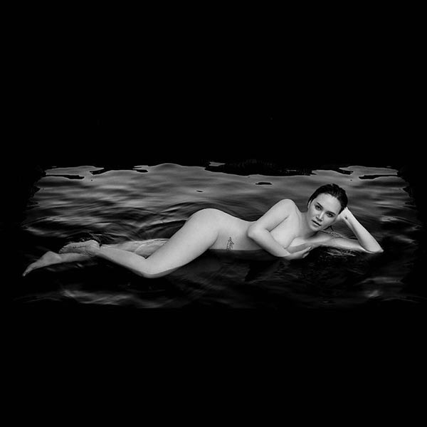 ทาทา ยัง