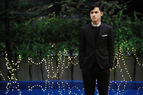 เก้า จิรายุ