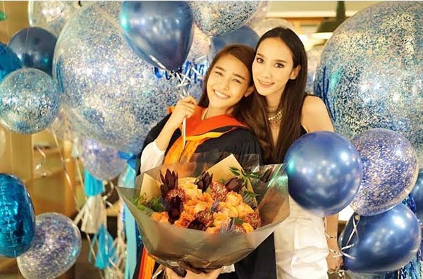 ปุ๊กลุก ฝนทิพย์ อั้ม พัชราภา