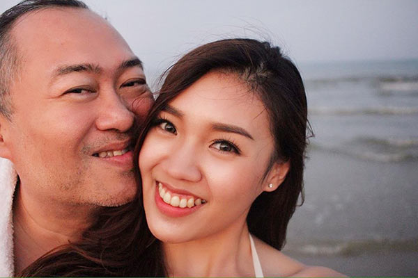 ครูรัก ศรัทธาทิพย์