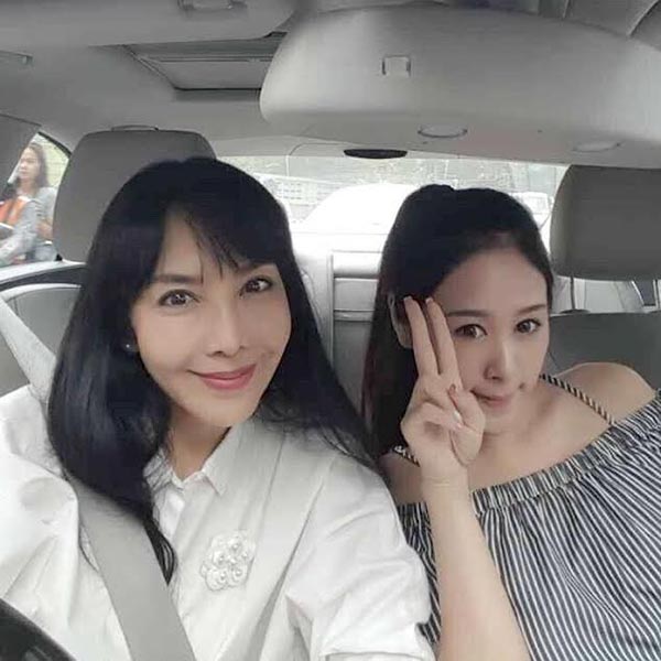 ตั๊ก มยุรา