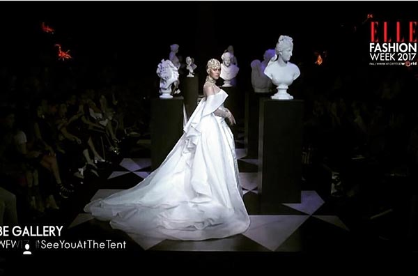 ใหม่ ดาวิกา