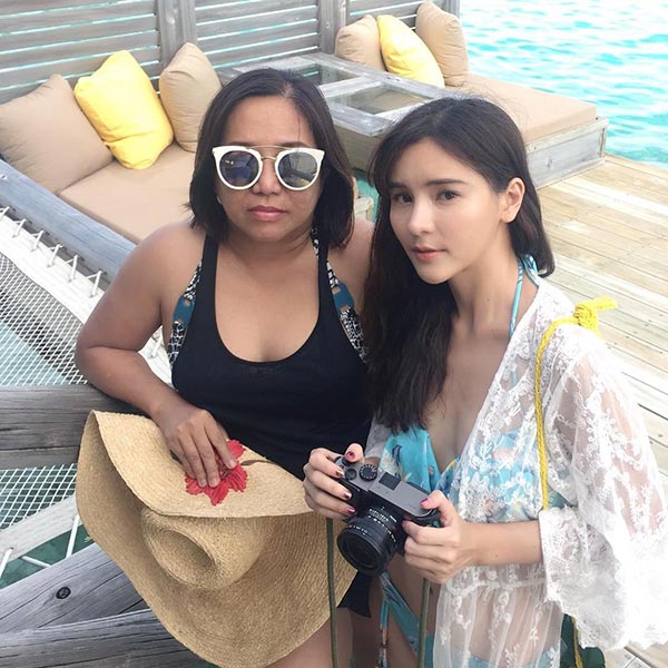 ออม สุชาร์ 