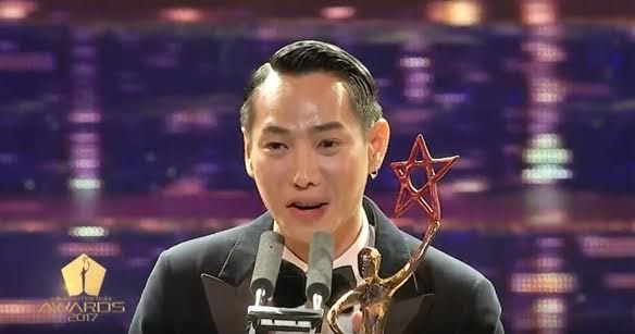 เป๊ก ผลิตโชค, 