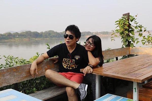 เพชร สหรัตน์ ตั๊กแตน ชลดา