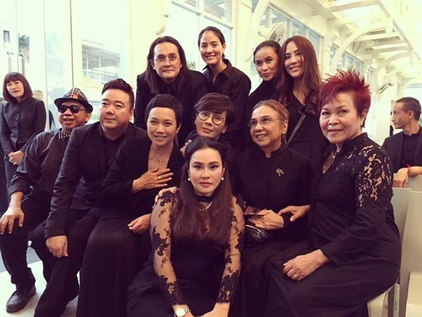 ปุ๊ อัญชลี แอม เสาวลักษณ์ เปิ้ล หัทยา