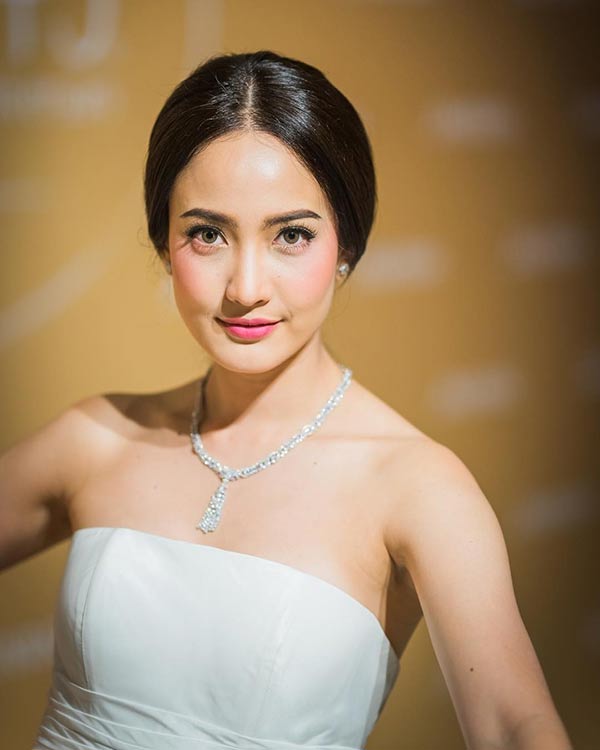 แต้ว ณฐพร