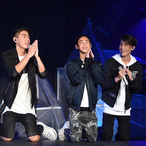 ปิ่น เก็จมณี เจ เจตริน