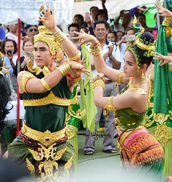 ณเดช ญาญ่า